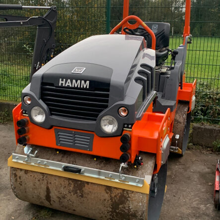 Mietgeräte Verdichtungstechnik Asphaltwalze HD12I VV Hamm