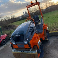 Mietgeräte Verdichtungstechnik Asphaltwalze HD10C